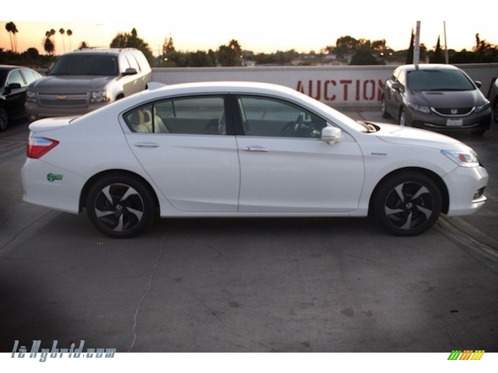 2014 Accord Plug-In Hybrid - White Orchid Pearl / Gray photo #11