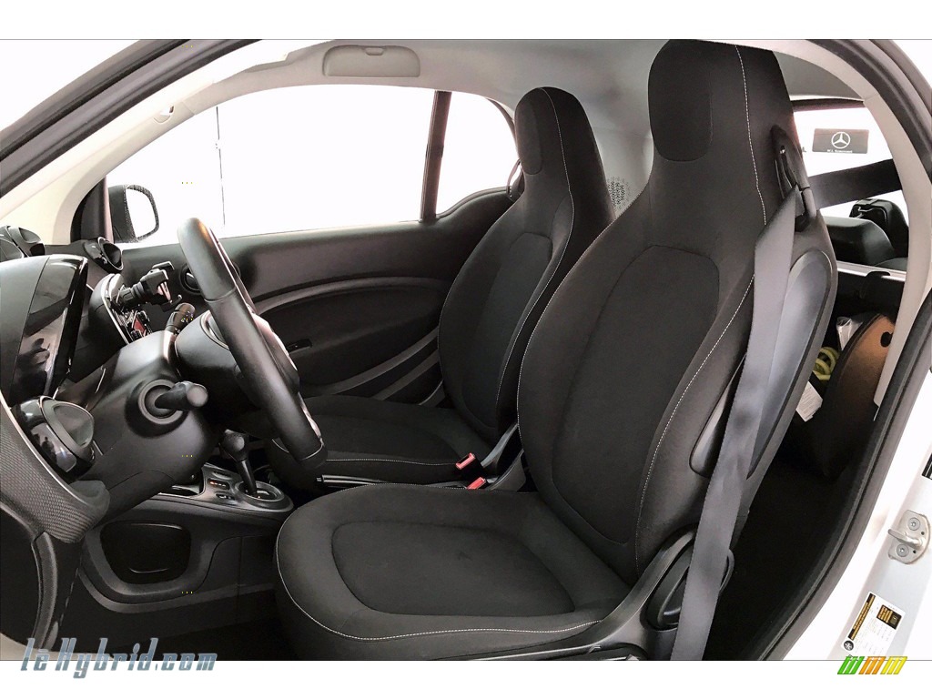 2017 fortwo Electric Drive coupe - Cool Silver Metallic / Black photo #16 2017 fortwo Electric Drive coupe - Cool Silver Metallic / Black photo #16