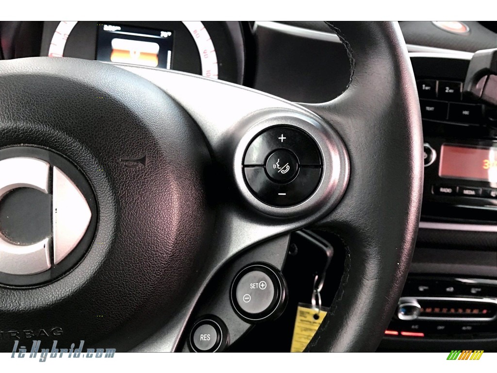 2017 fortwo Electric Drive coupe - Cool Silver Metallic / Black photo #18 2017 fortwo Electric Drive coupe - Cool Silver Metallic / Black photo #18