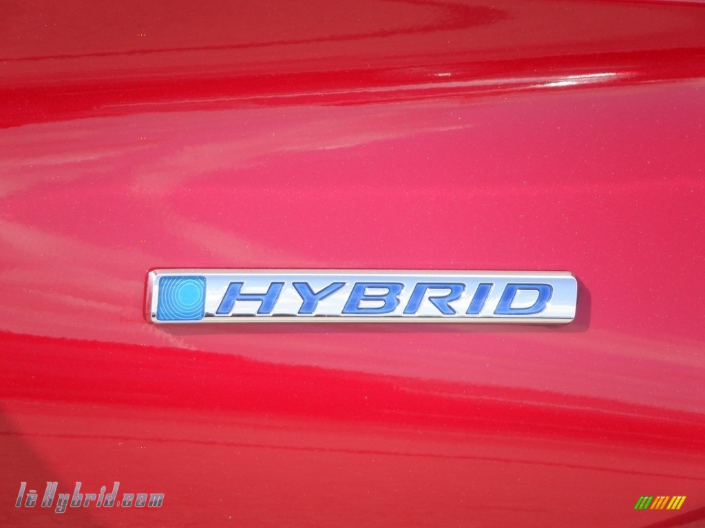2019 Accord EX-L Hybrid Sedan - Radiant Red Metallic / Ivory photo #4