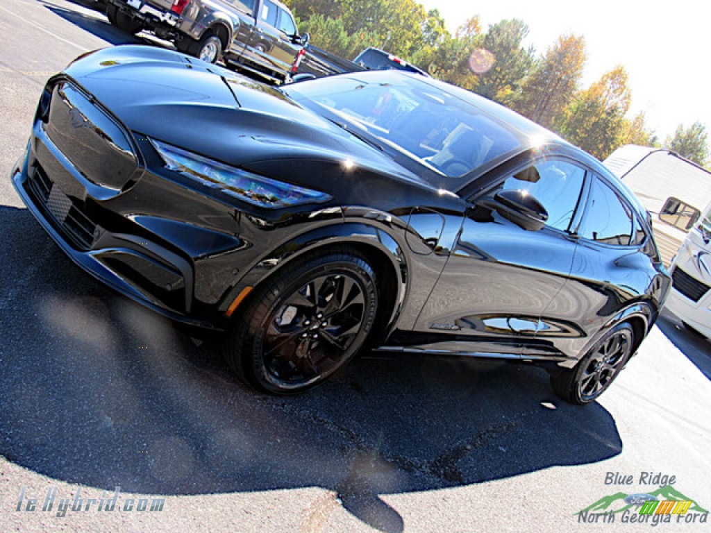 2023 Mustang Mach-E Premium - Shadow Black / Black Onyx photo #23