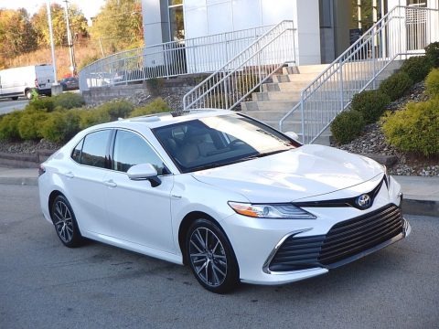 Wind Chill Pearl 2021 Toyota Camry XLE Hybrid