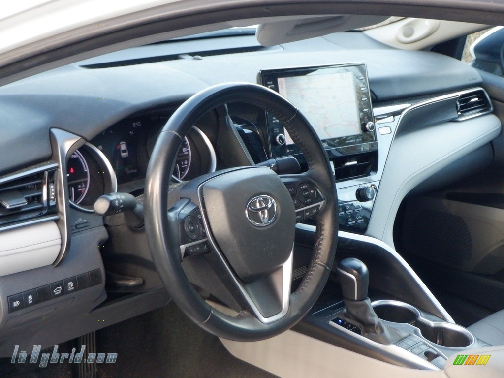 2021 Camry XLE Hybrid - Wind Chill Pearl / Ash photo #12