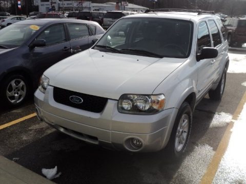 Oxford White 2006 Ford Escape Hybrid 4WD Oxford White 2006 Ford Escape Hybrid 4WD