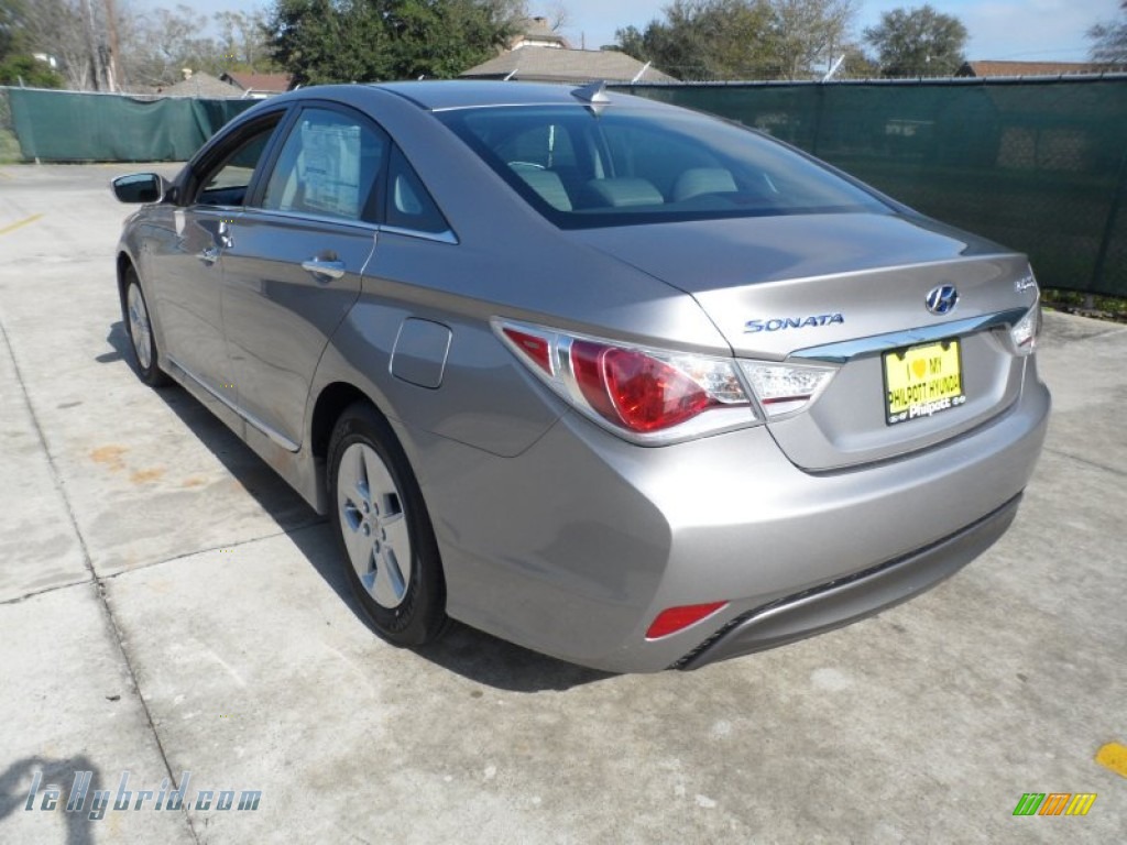 2012 Sonata Hybrid - Hyper Silver Metallic / Gray photo #5 2012 Sonata Hybrid - Hyper Silver Metallic / Gray photo #5