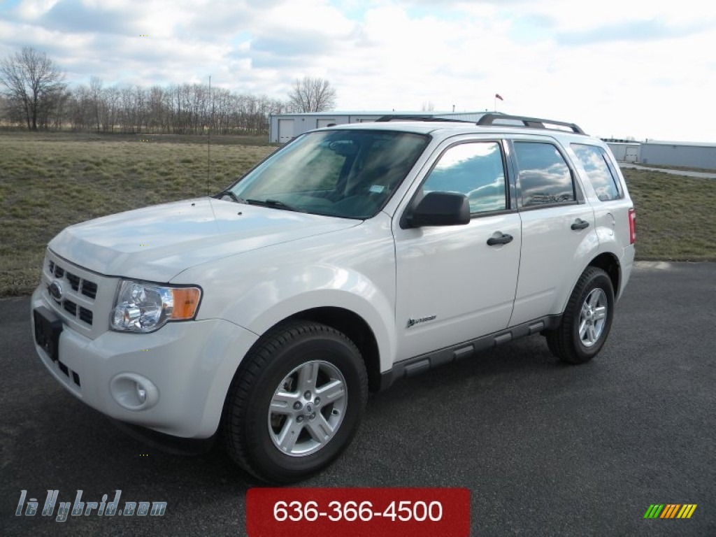 White Suede / Stone Ford Escape Hybrid White Suede / Stone Ford Escape Hybrid