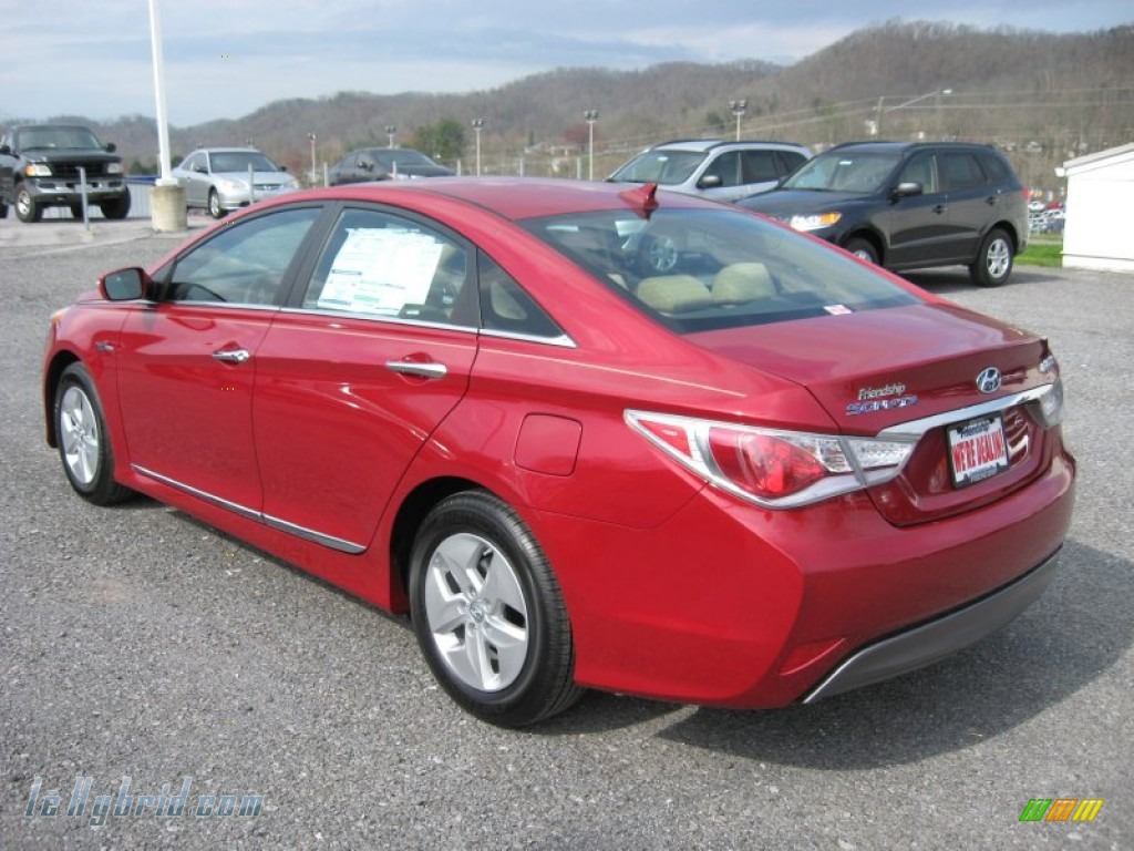 2011 Sonata Hybrid - Venetian Red / Camel photo #8 2011 Sonata Hybrid - Venetian Red / Camel photo #8