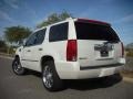 Cadillac Escalade Hybrid AWD White Diamond Tricoat photo #7 Cadillac Escalade Hybrid AWD White Diamond Tricoat photo #7