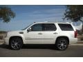 Cadillac Escalade Hybrid AWD White Diamond Tricoat photo #10 Cadillac Escalade Hybrid AWD White Diamond Tricoat photo #10