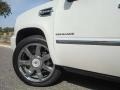 Cadillac Escalade Hybrid AWD White Diamond Tricoat photo #14 Cadillac Escalade Hybrid AWD White Diamond Tricoat photo #14