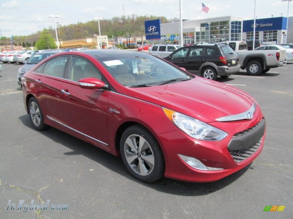 2012 Sonata Hybrid - Venetian Red Pearl / Camel photo #1 2012 Sonata Hybrid - Venetian Red Pearl / Camel photo #1
