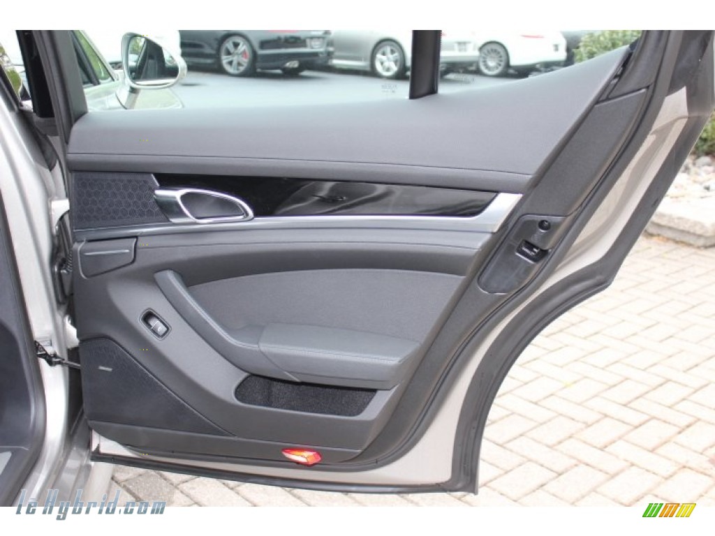 2012 Panamera S Hybrid - Platinum Silver Metallic / Black photo #25 2012 Panamera S Hybrid - Platinum Silver Metallic / Black photo #25