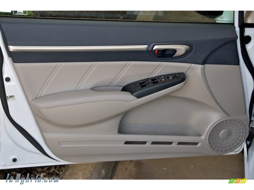 2010 Civic Hybrid Sedan - Spectrum White Pearl / Blue photo #24 2010 Civic Hybrid Sedan - Spectrum White Pearl / Blue photo #24