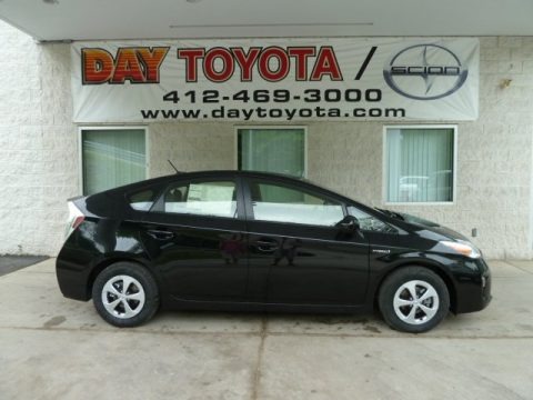 Black 2012 Toyota Prius 3rd Gen Two Hybrid Black 2012 Toyota Prius 3rd Gen Two Hybrid