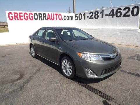 Cypress Green Pearl 2012 Toyota Camry Hybrid XLE