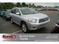 Toyota Highlander Hybrid Limited 4WD Classic Silver Metallic photo #1