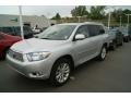 Toyota Highlander Hybrid Limited 4WD Classic Silver Metallic photo #4