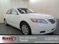 Toyota Camry Hybrid Super White photo #1