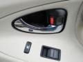 Toyota Camry Hybrid Super White photo #24
