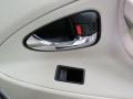 Toyota Camry Hybrid Super White photo #26