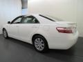 Toyota Camry Hybrid Super White photo #29
