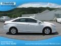 Hyundai Sonata Hybrid Porcelain White Pearl photo #6 Hyundai Sonata Hybrid Porcelain White Pearl photo #6