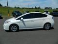 Toyota Prius 3rd Gen Two Hybrid Blizzard White Pearl photo #6