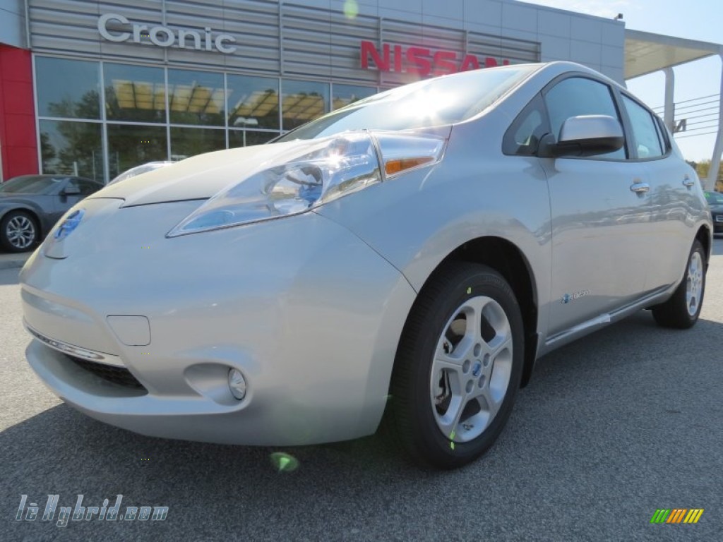 2013 Nissan LEAF SV in Brilliant Silver - 406574 ...