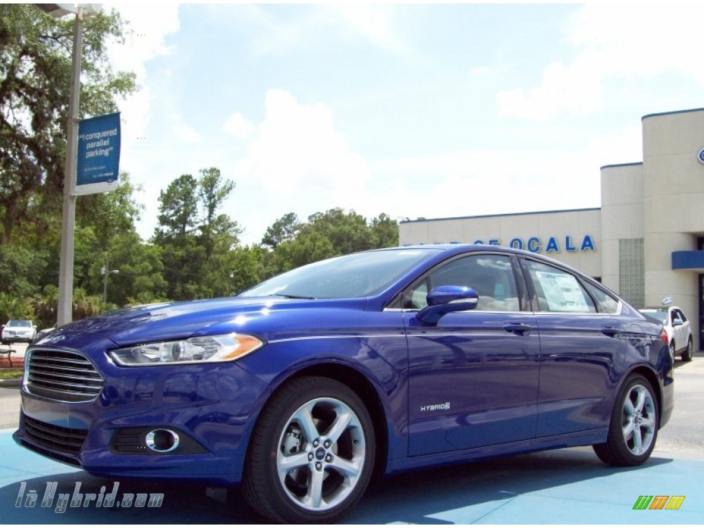 2013 Ford Fusion Hybrid Se In Deep Impact Blue Metallic 338296