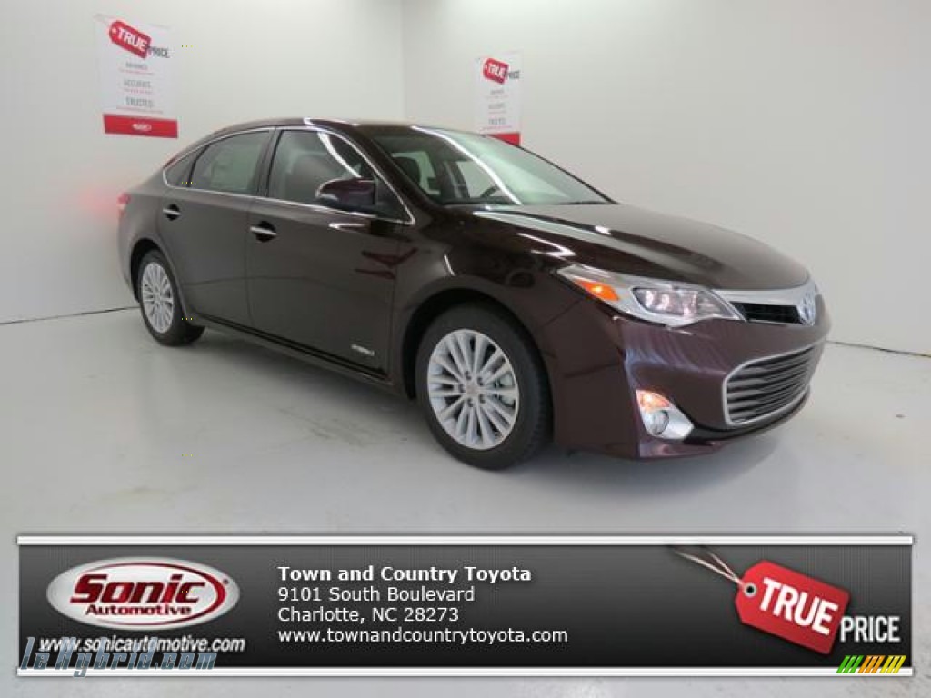 2013 Toyota Avalon Hybrid XLE in Sizzling Crimson Mica ...