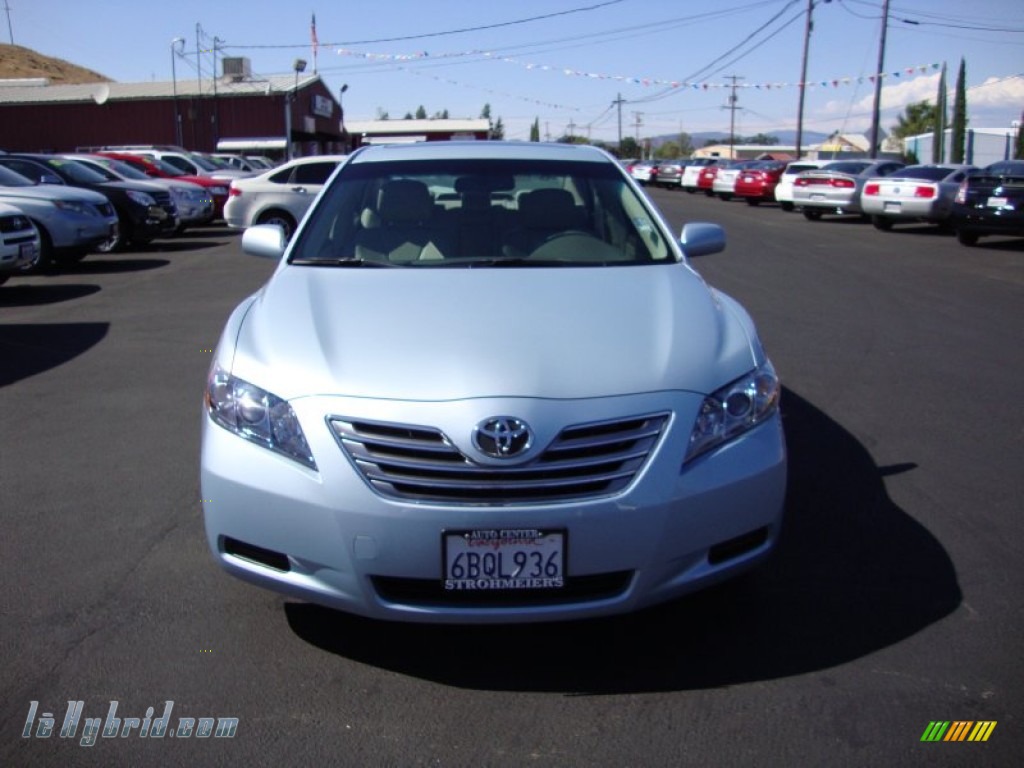 2008 Camry Hybrid - Sky Blue Pearl / Bisque photo #2