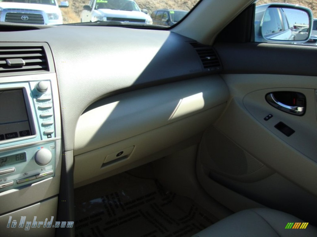 2008 Camry Hybrid - Sky Blue Pearl / Bisque photo #15
