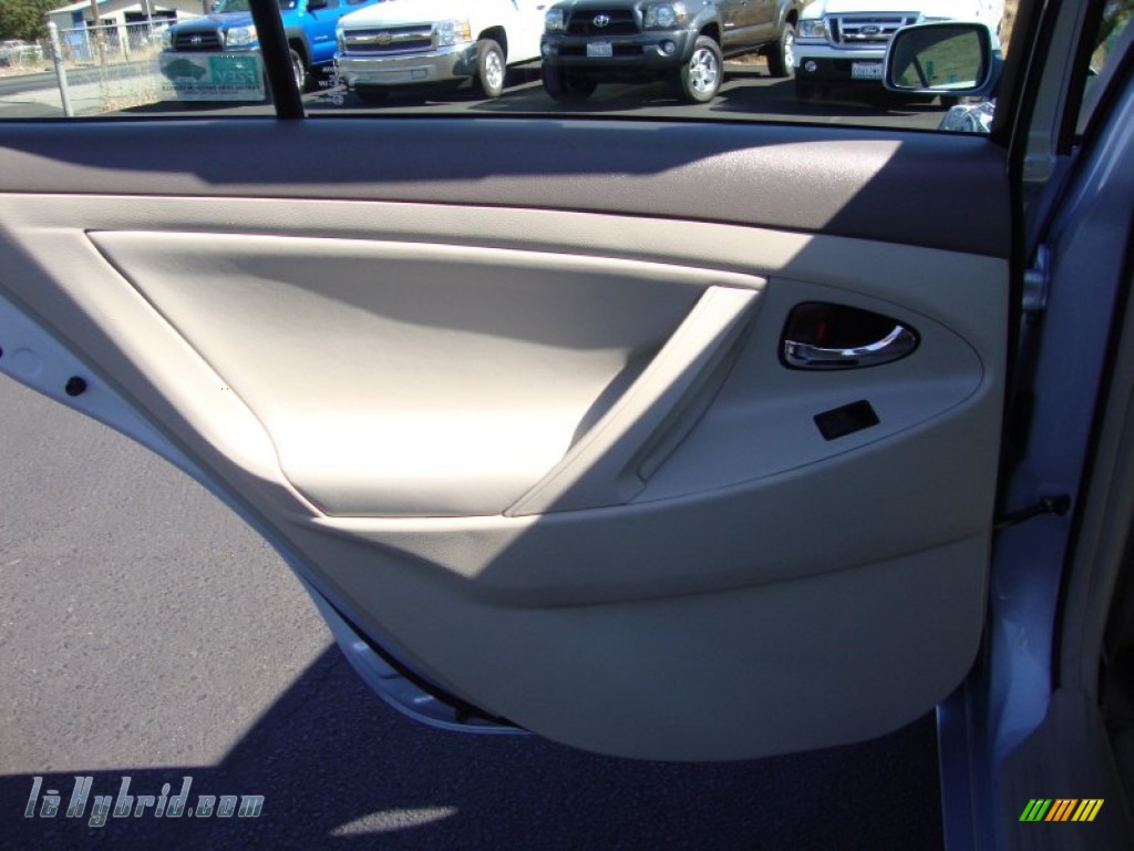 2008 Camry Hybrid - Sky Blue Pearl / Bisque photo #24