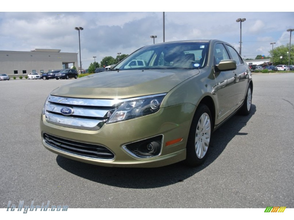 Ginger Ale Metallic / Charcoal Black Ford Fusion Hybrid