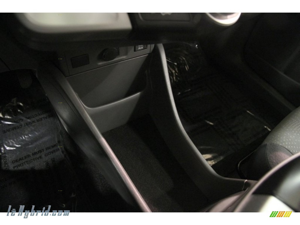 2012 Prius v Five Hybrid - Blizzard White Pearl / Dark Gray photo #31