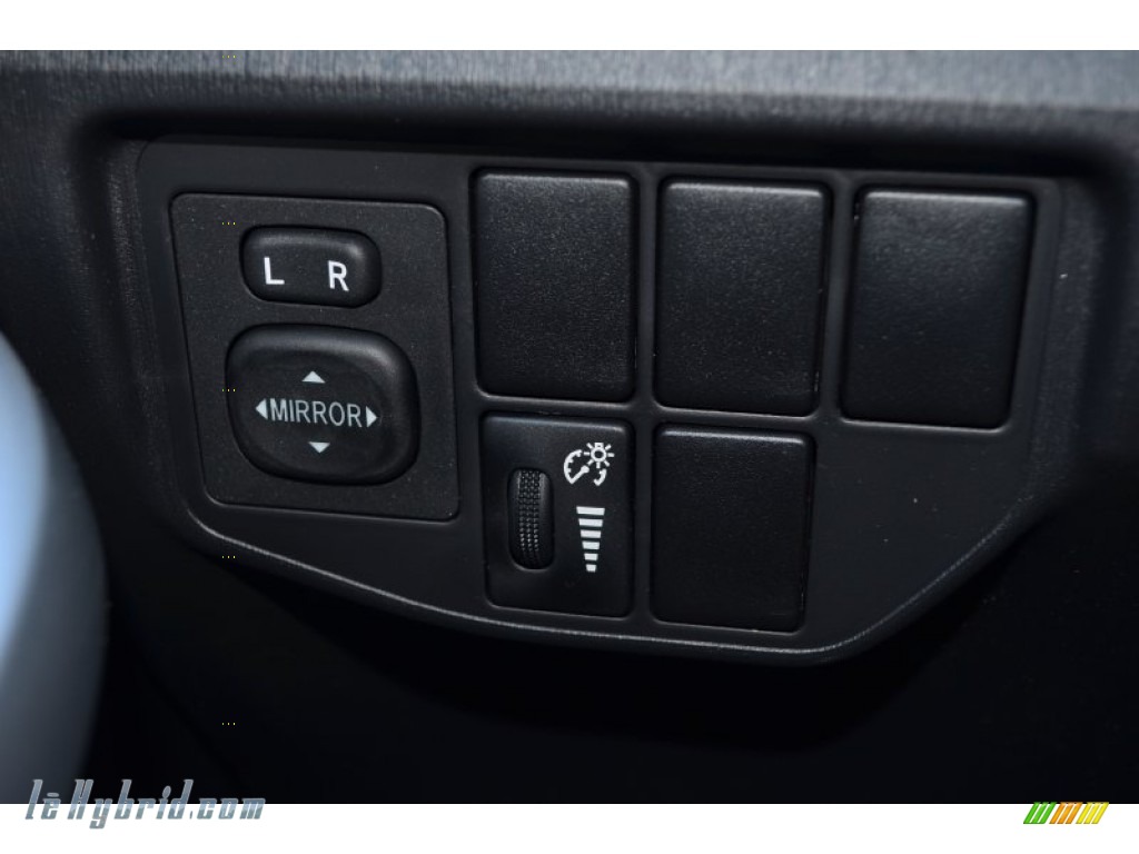2014 Prius Four Hybrid - Black / Dark Gray photo #24
