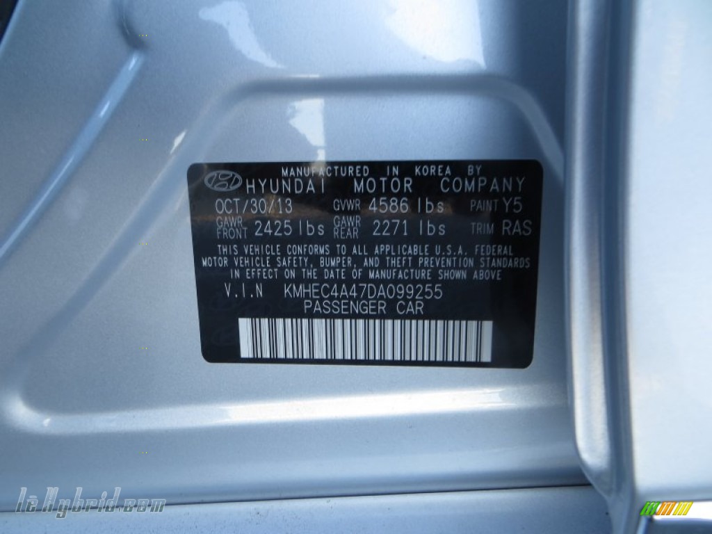 2013 Sonata Hybrid Limited - Silver Frost Metallic / Gray photo #38